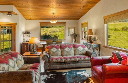 Belgrade House | Corbly Vista Ranch - Spacious 5BR/3BA MTN Getaway