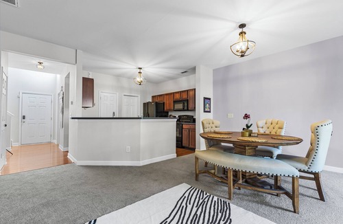 High Point House | Corporate Rental - 2 Private Bathrooms