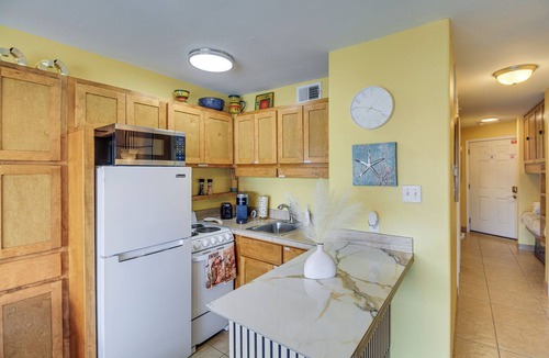 North Beach Condo | Corpus Christi Ocean-View Condo, Walk to the Beach