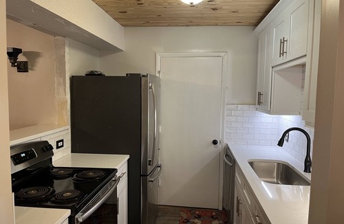 Charlotte Condo | Cotswald-Southpark condo