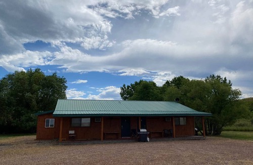 Big Horn County House | Cottage #1 at Three Mile