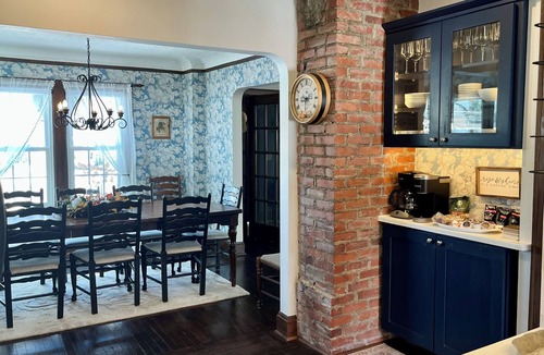 Berea Cottage | Cottage Charm in Beautiful Berea
