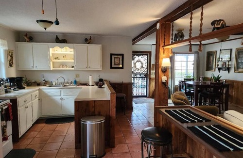 Millington Cottage | Cottage in the Woods, Safe area, on 6 acres, Free Parking.