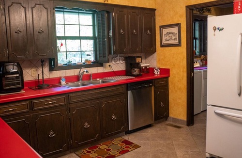 Corinth House | COUNTRY ESCAPE! Minutes from Pickwick Lake and Downtown Corinth!