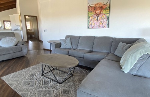 Leona Valley House | Country Feel with Stunning Views