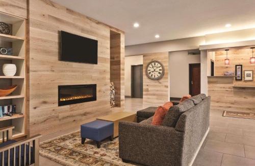 Byram Hotel | Country Inn & Suites by Radisson, Byram-Jackson South, MS