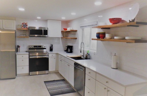 West Valley House | Country Quiet, City Close