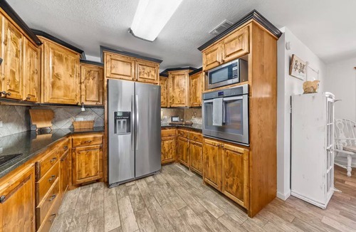 Lockesburg House | Couples Retreat at Silver Ridge