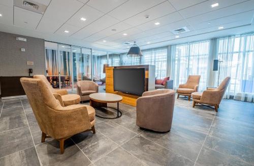 Toledo Hotel | Courtyard by Marriott Toledo West