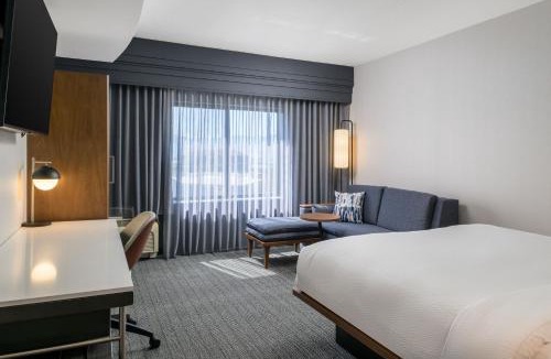 Grant Creek Hotel | Courtyard Missoula