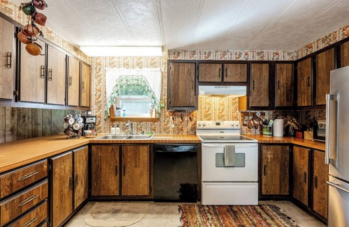 Sheridan House | Cow Camp Serene Rural Escape