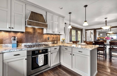 Somers Cabin | Coyote Bluff Estate