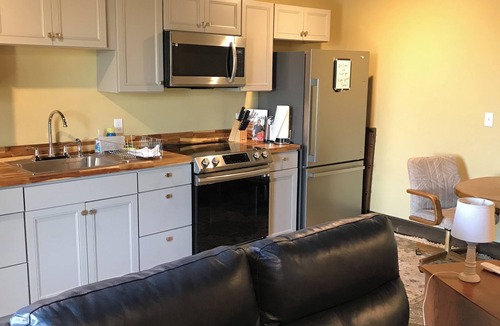 Devils Lake Cabin | Cozy 1-bedroom apartment in adorable Devils Lake