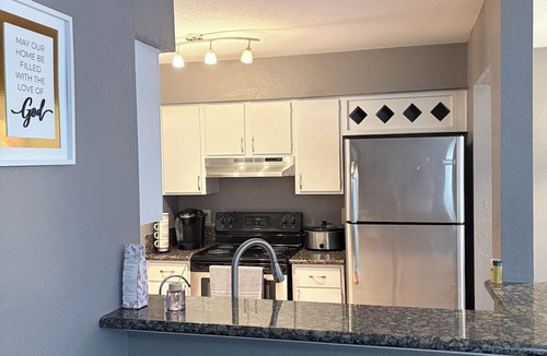 Briarforest Condo | Cozy 1-bedroom condo in charming Houston with AC