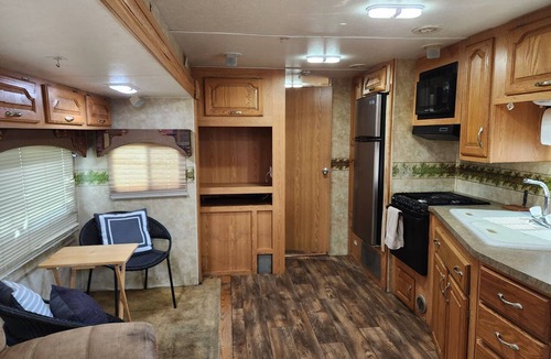 Tivoli House | Cozy 1-bedroom recreational vehicle near Tivoli with AC