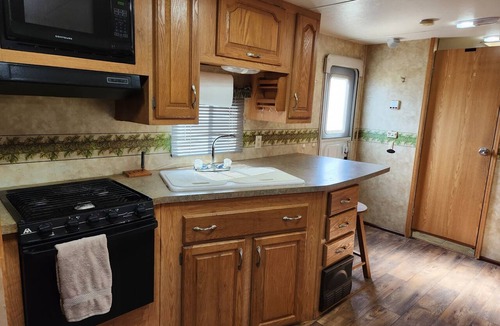 Tivoli House | Cozy 1-bedroom recreational vehicle near Tivoli with AC