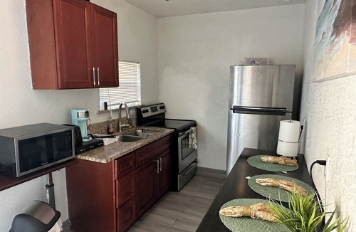 Oak Ridge Apartment | Cozy 1-bedroom studio 1bath Orlando with Jacuzzi