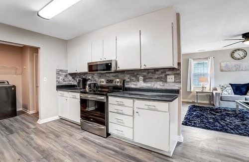 Paw Creek House | Cozy, 1-Level Cottage - 5 miles to Uptown CLT