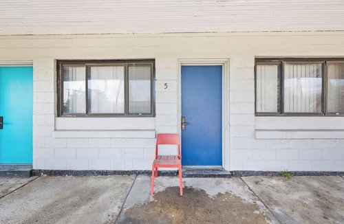 Riverview Apartment | Cozy 1BR Retreat in Brownstown – Relax and Unwind!