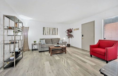 Junius Heights Apartment | Cozy 1BR unit in East Dallas near Downtown Dallas and State Fair of Texas