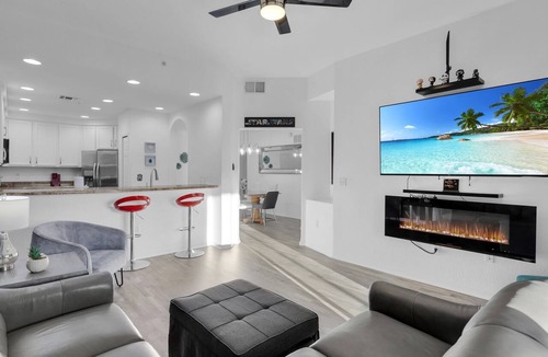 Calabria Condo | Cozy 2-bedroom condo in welcoming Kissimmee with AC and gym access