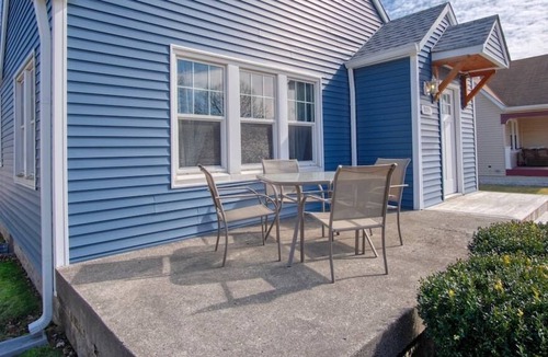 Speedway House | Cozy 2-bedroom Speedway home. Walk to the track!