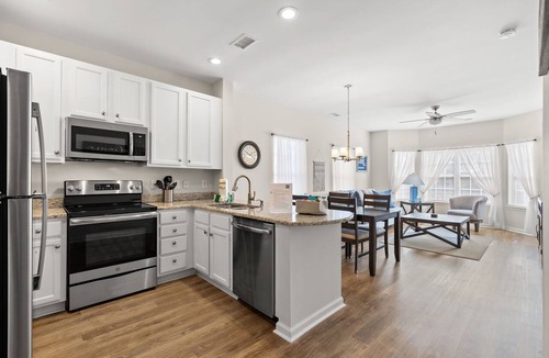 Red Hill Condo | Cozy 2BR at Legends Golf Resort | Pool and Tennis