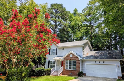 Cary House | Cozy 3BR 3BA Entire House near RTP RDU Cary Apex