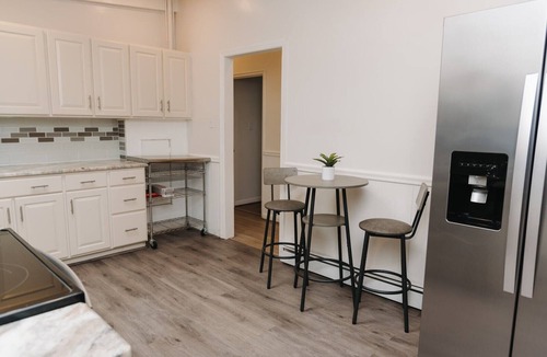 Wayne House | Cozy 4Bedroom/2Bath House - 5 Minutes from King Of Prussia