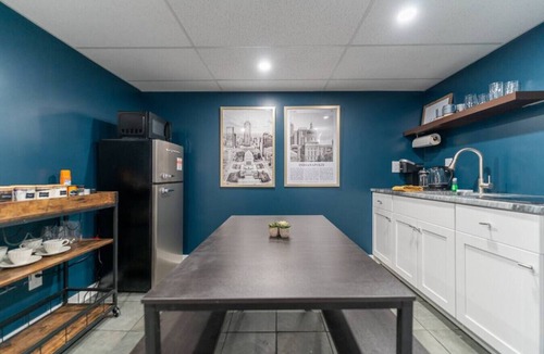 Meridian-Kessler Apartment | Cozy, Affordable, Luxurious | Central Location