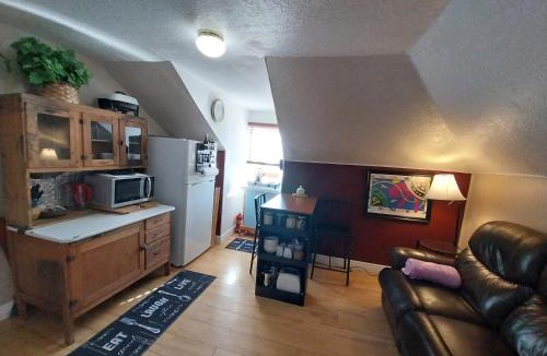 Escalante Apartment | Cozy and quiet apartment on the second floor