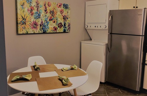 Cherry Hill Apartment | Cozy apartment in a great location