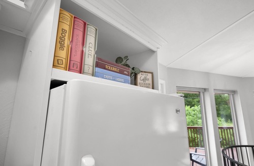 Hale Cottage | Cozy & Beautiful Riverfront Home | Perfect Getaway