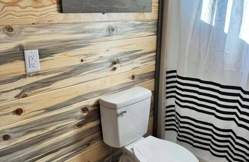 Kila Cabin | Cozy cabin in charming Niarada with AC, WiFi