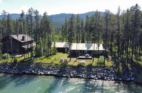 Columbia Falls Cabin | Cozy cabin on the wild & scenic North Fork of Flathead River near Glacier Park