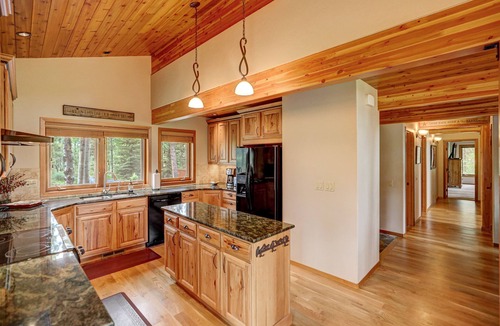 New Meadows Cabin | Cozy cabin on the GOLF course in New Meadows Idaho~in the heart of recreation