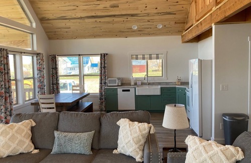 St. Charles Cabin | Cozy Cabin With a View of Bear Lake