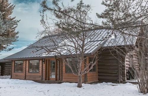 Wilson Cabin | Cozy Cabin with Privacy and a View.in Wilson
