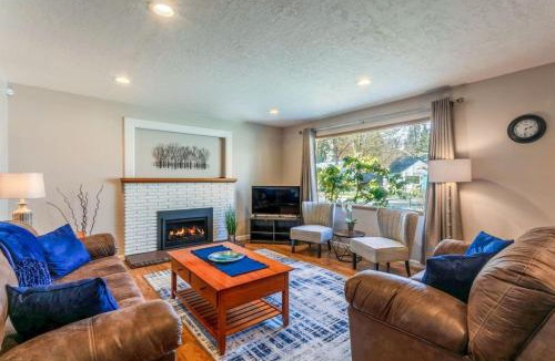 Garden District House | Cozy CDA Retreat 4BR Fire Pit Weekly Deals