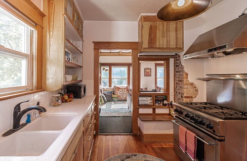 Pocatello House | Cozy & Chic | Close to City Creek