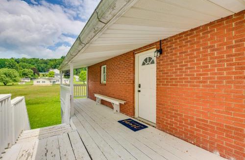 Clearfield Apartment | Cozy Clearfield Apartment - 3 Mi to Downtown!