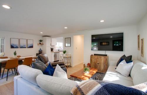 Coeur d'Alene House | Cozy Coeur dAlene Getaway with Fire Pit, Near Dtwn