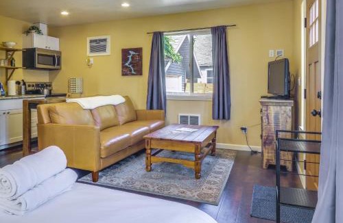 Garden District Apartment | Cozy Coeur dAlene Studio, Walk to Downtown and Lake