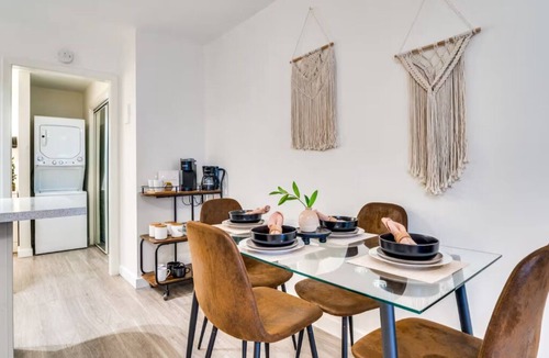 Allandale Apartment | Cozy Comfort Getaway North ATX Studio Convenient Easy Major City Access