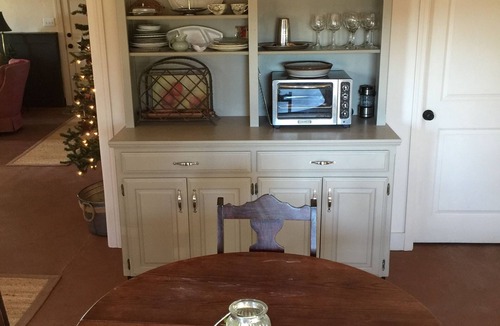 Marathon House | Cozy, Comfortable authentic adobe house with Mountain Views in Big Bend Country!