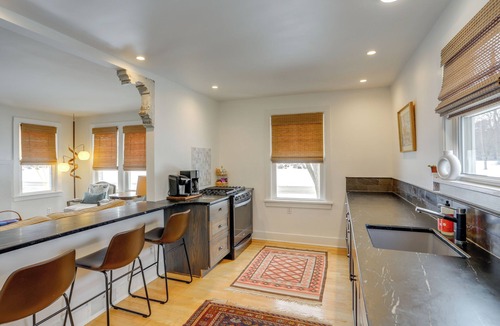 Milan House | Cozy Cottage in Historic Village: Near Cedar Point