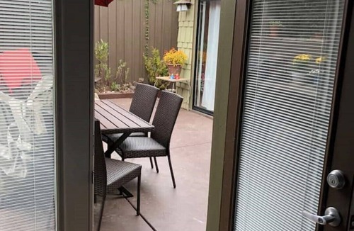 Loma Portal Cottage | Cozy Cottage in the Heart of San Diego, close to Airport, Liberty Station