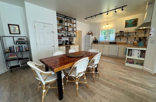 Mount Gilead House | Cozy Cottage near Lake Tillery, Uwharrie Forest. Bring boat or kayaks!
