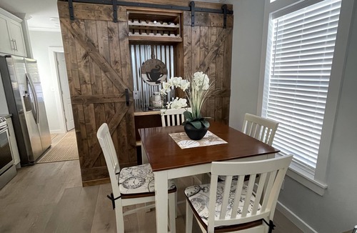 North Naples Cottage | Cozy Cottage Vacation is ready Just for YOU
