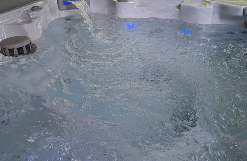 Perrysville Cabin | Cozy cottage with hot tub. Relax and enjoy family time and nature.